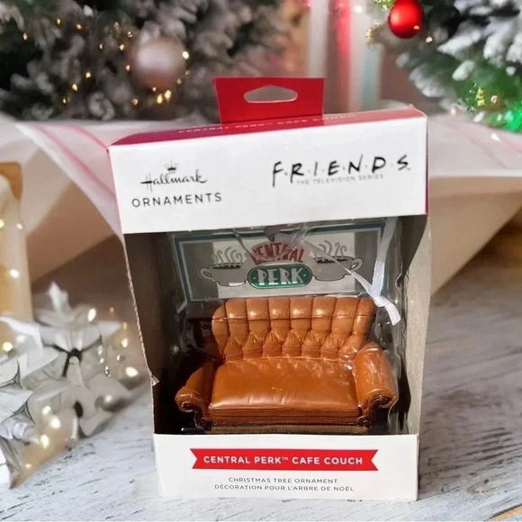NEW Hallmark FRIENDS Central Perk Cafe Couch - FUNKO POP! Fun Christmas Ornament - Picture 1 of 9